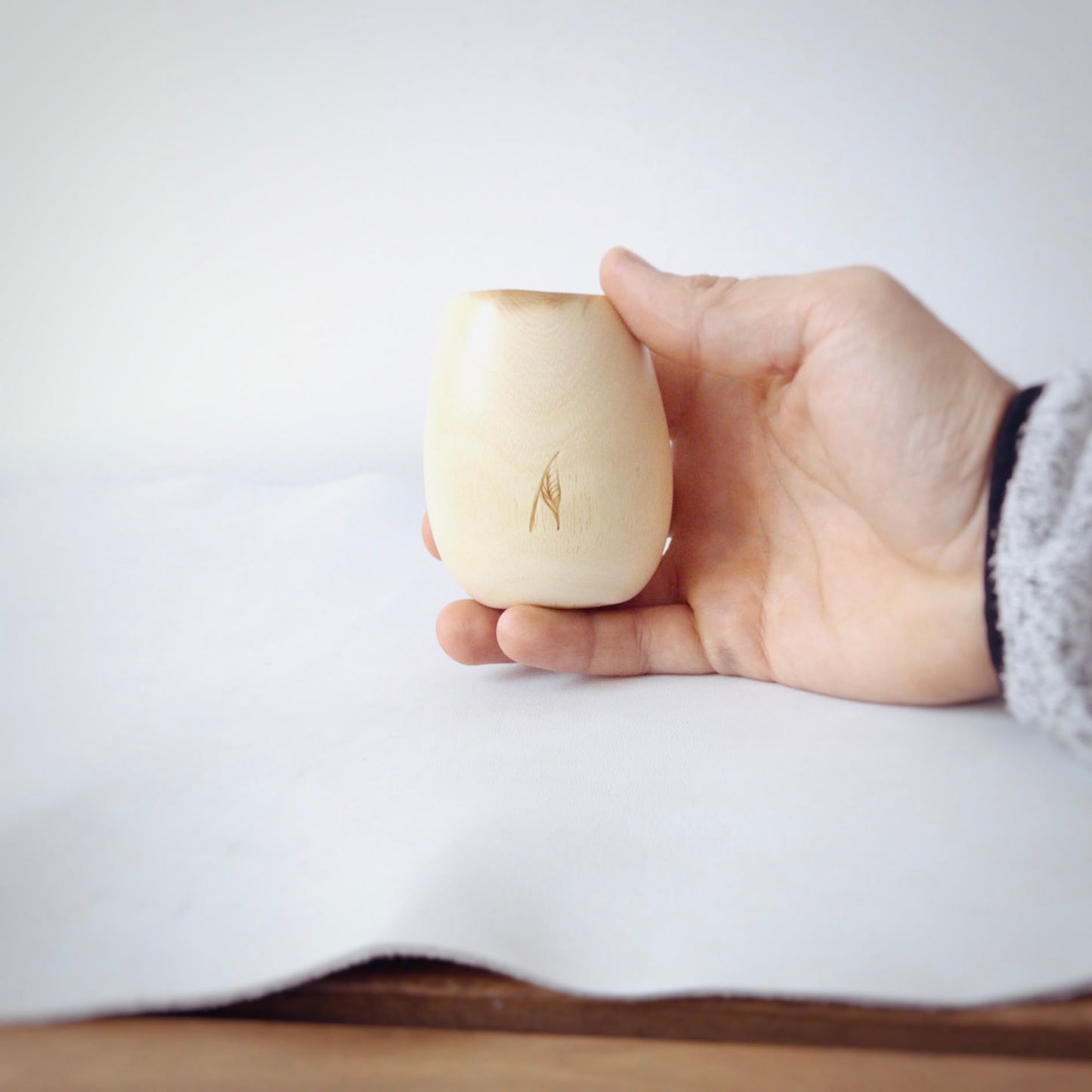 Cană pentru cafea din lemn de salcâm