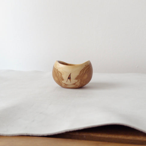 Cană pentru cafea din lemn de liliac