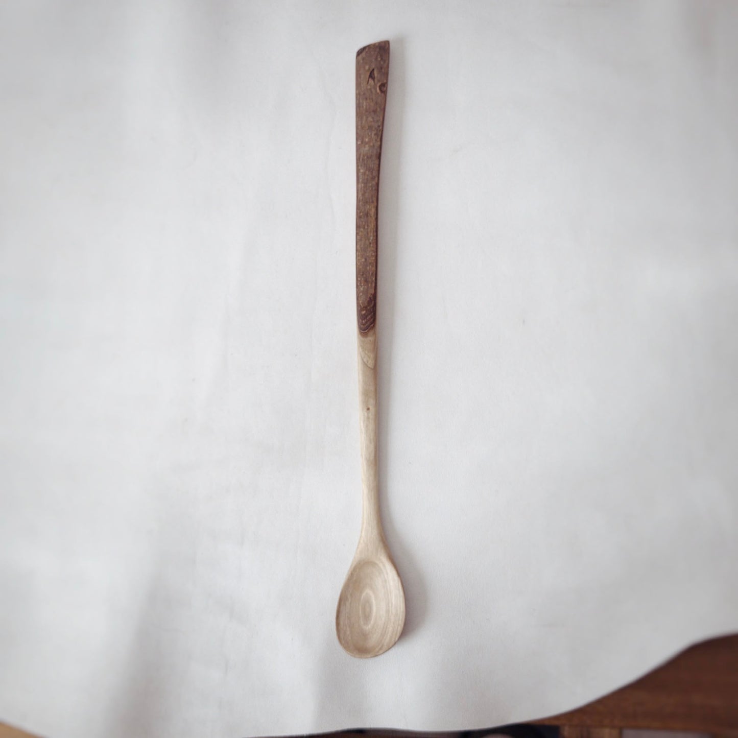 Lingură de gătit din lemn de nuc