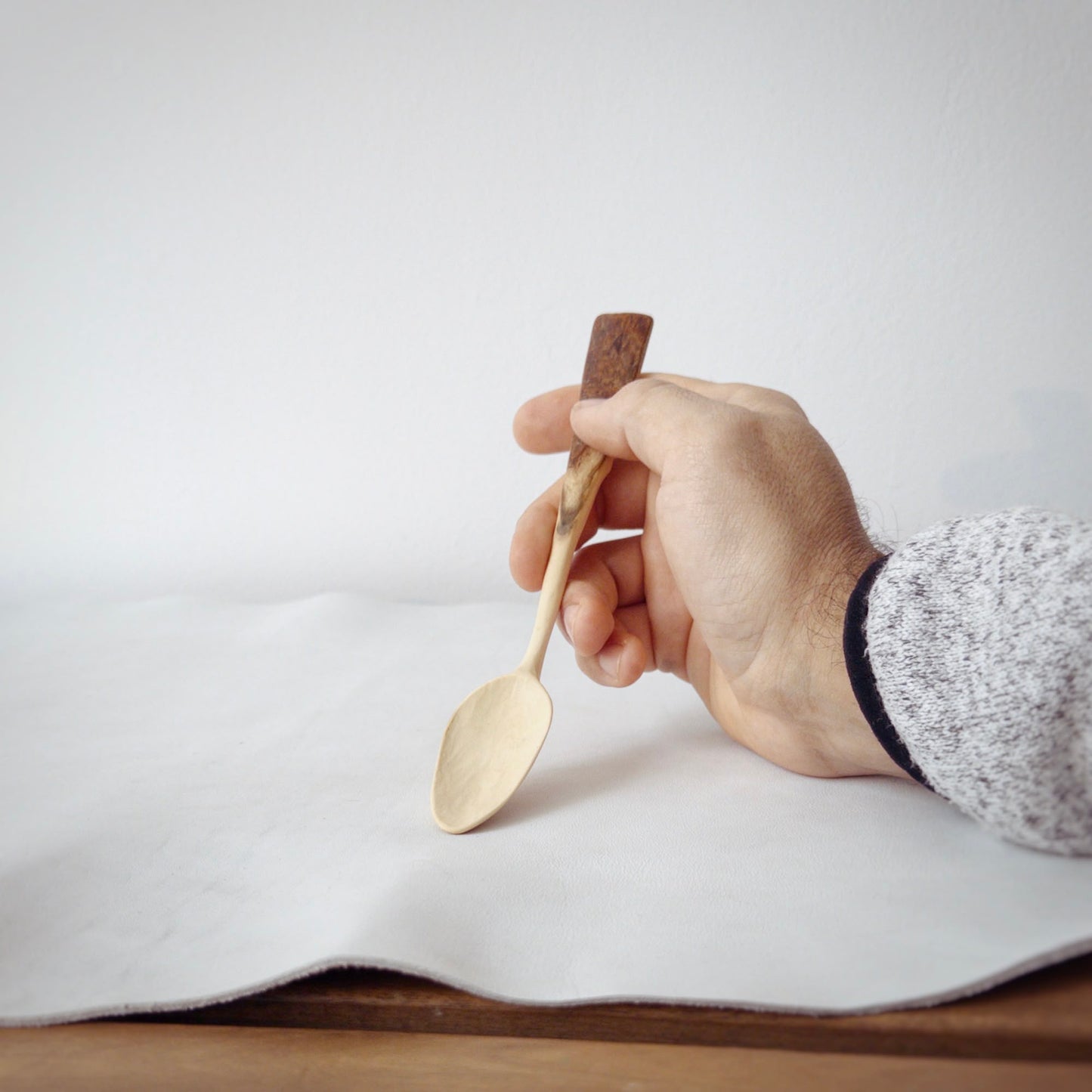 Lingură de mâncat din lemn de zadă