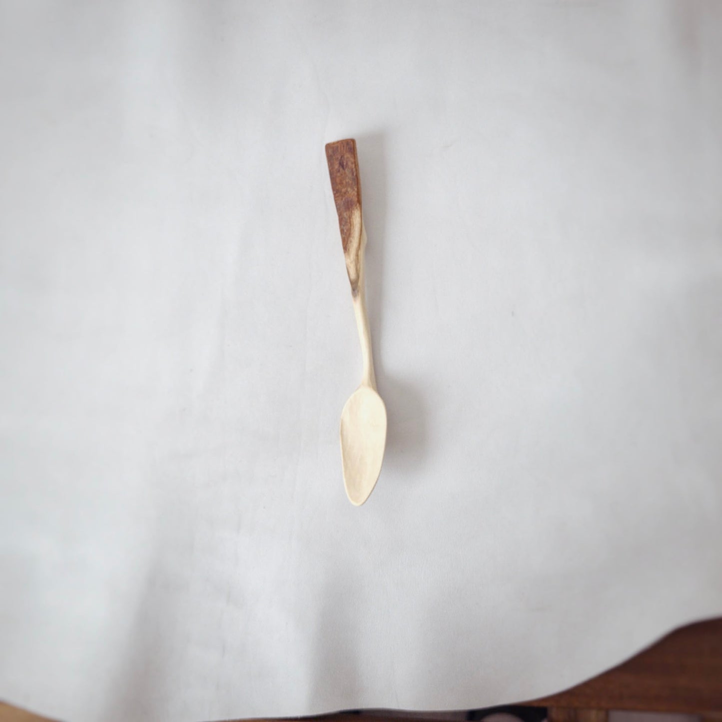Lingură de mâncat din lemn de zadă