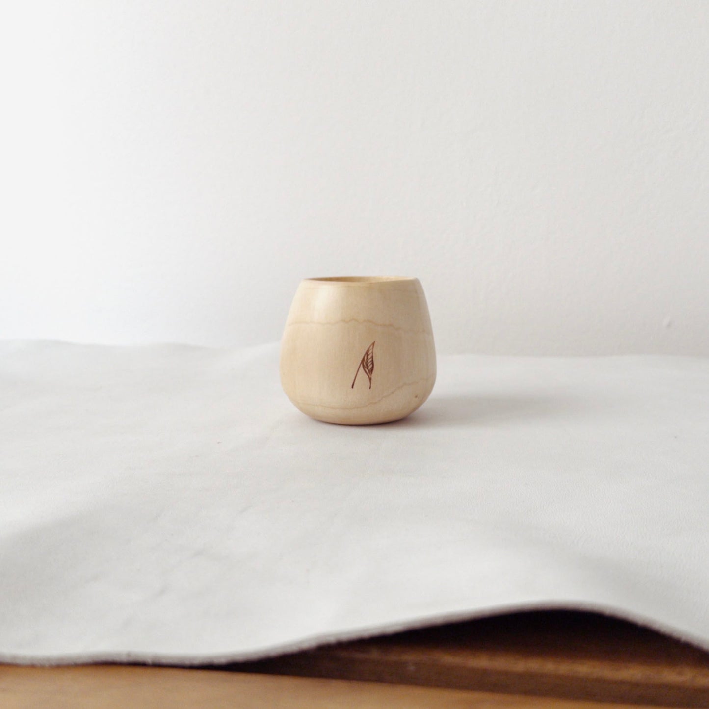 Cană pentru cafea din lemn de paltin de munte