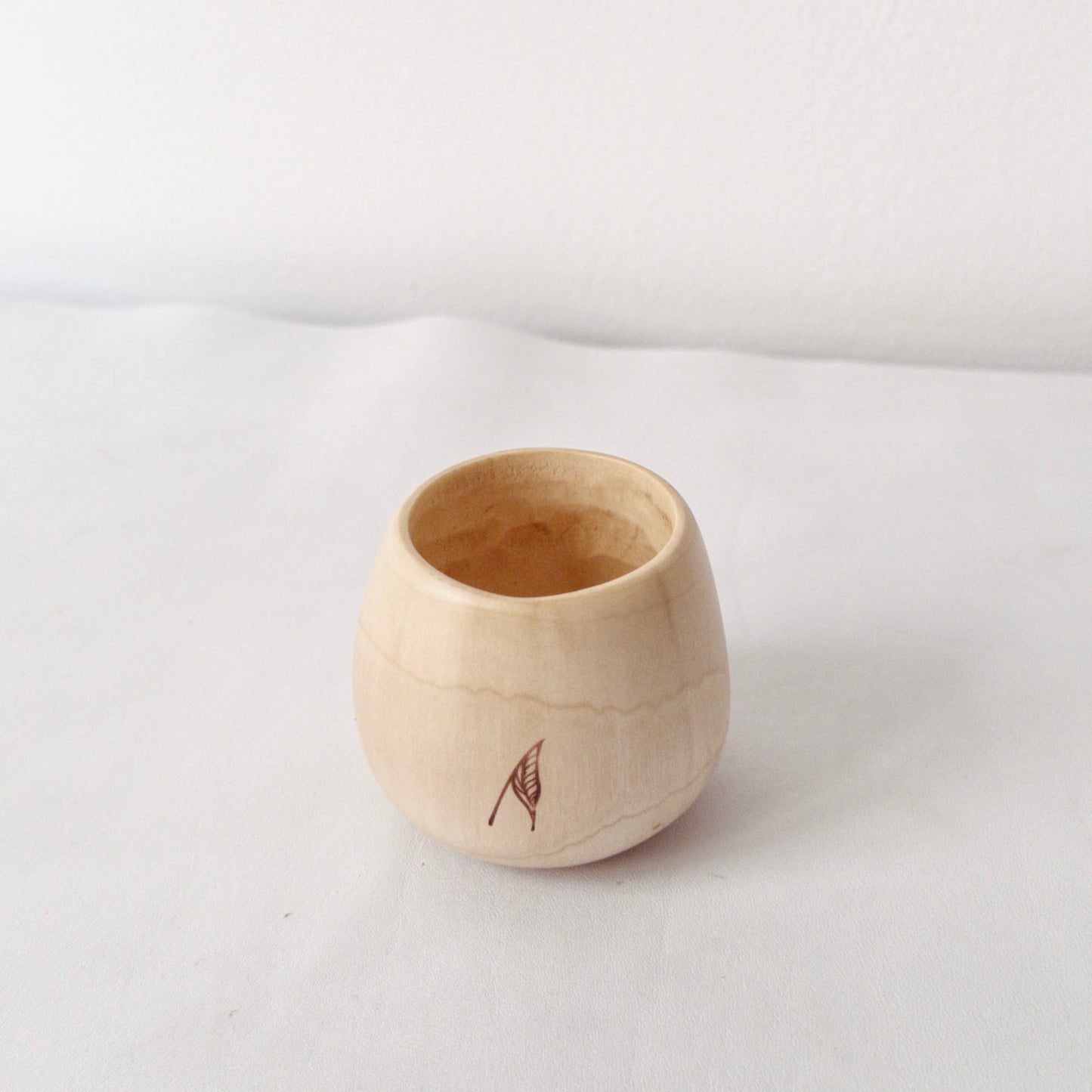 Cană pentru cafea din lemn de paltin de munte